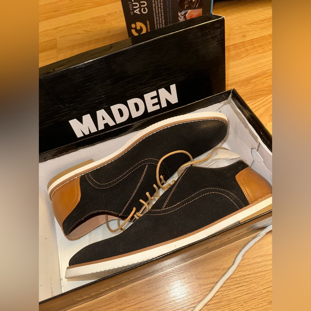 Men’s Steve Madden Shoes size 10